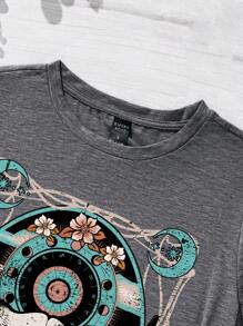 SHEIN LUNE 休闲牛头标志图案圆领短袖修身女式 T 恤，适合夏季