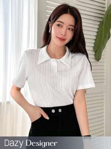 Dazy Designer 純色半排釦細節短袖t恤 - 白色 - 查看 1