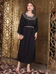 Layrah Turkish Style Caftan Dress With Batwing Sleeves And Rhinestone Decoration, Elegant Luxury Evening Party Style Kaftan Jalabiya Dress