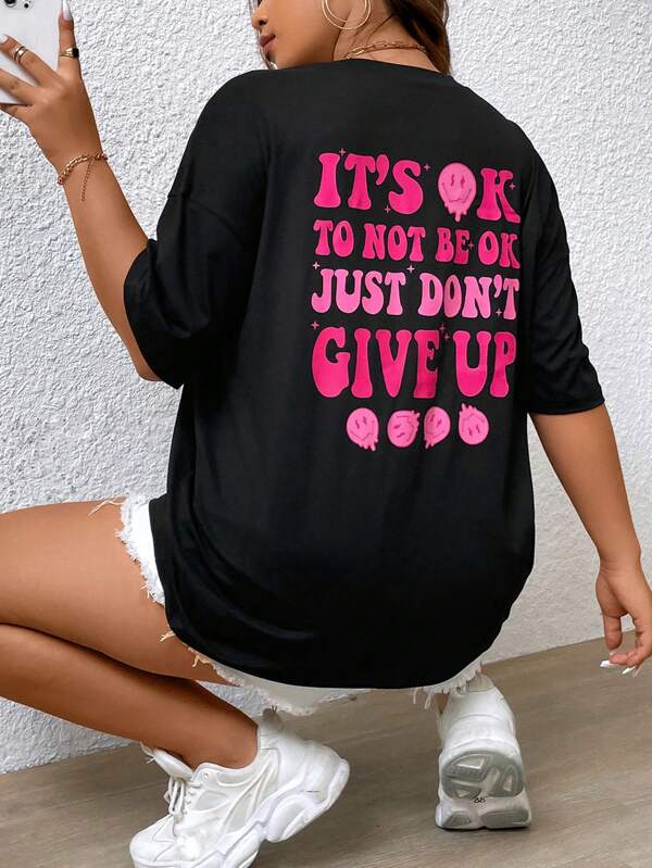 SHEIN CURVE+ Plus Size Women's Summer Heart And Slogan Printed Round Neck Casual Short Sleeve Father's Day T-Shirt IT'S OK TO NOT BE OK JUST DON'T GIVE UP
