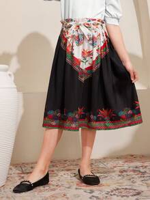 SHEIN 少女們寬鬆可愛的印花擺裙,適合日常穿著 - 黑色 - 查看 2