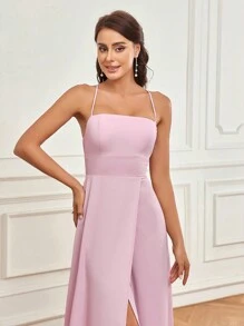 SHEIN Belle Elegante y romántico vestido rosa con tirantes de satén que envuelve el pecho y la espalda con tiras cruzadas y hermoso diseño en forma de A en la espalda, con abertura alta lateral y tirantes de espagueti. Vestido elegante y romántico para mujeres adecuado para banquete de vacaciones, vestido de dama de honor para adultos - Rosa - Ver 5