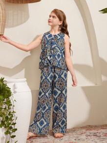 SHEIN Tween Girl 2pcs/Set Cute Round Neck Shirt With Full Print & Ruffle Hem, And Pants - Blue - View 1