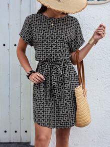 SHEIN Clasi Geometric Printed Round Neckline Elastic Waist Batwing Sleeve Short Sleeve Dress