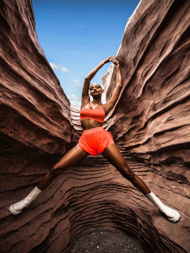 Ladies' Solid Color Slim Fit Sports Suit