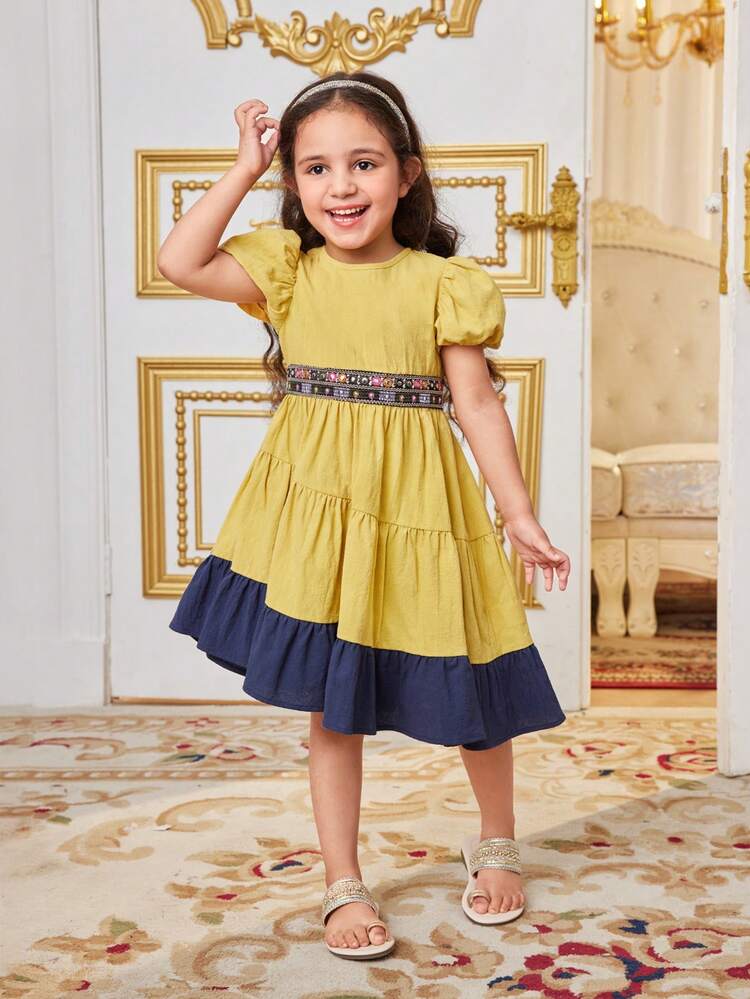 Young Girl Loose Cute Contrast Tape Asymmetrical Hem Puff Sleeve Dress With Color Block Design