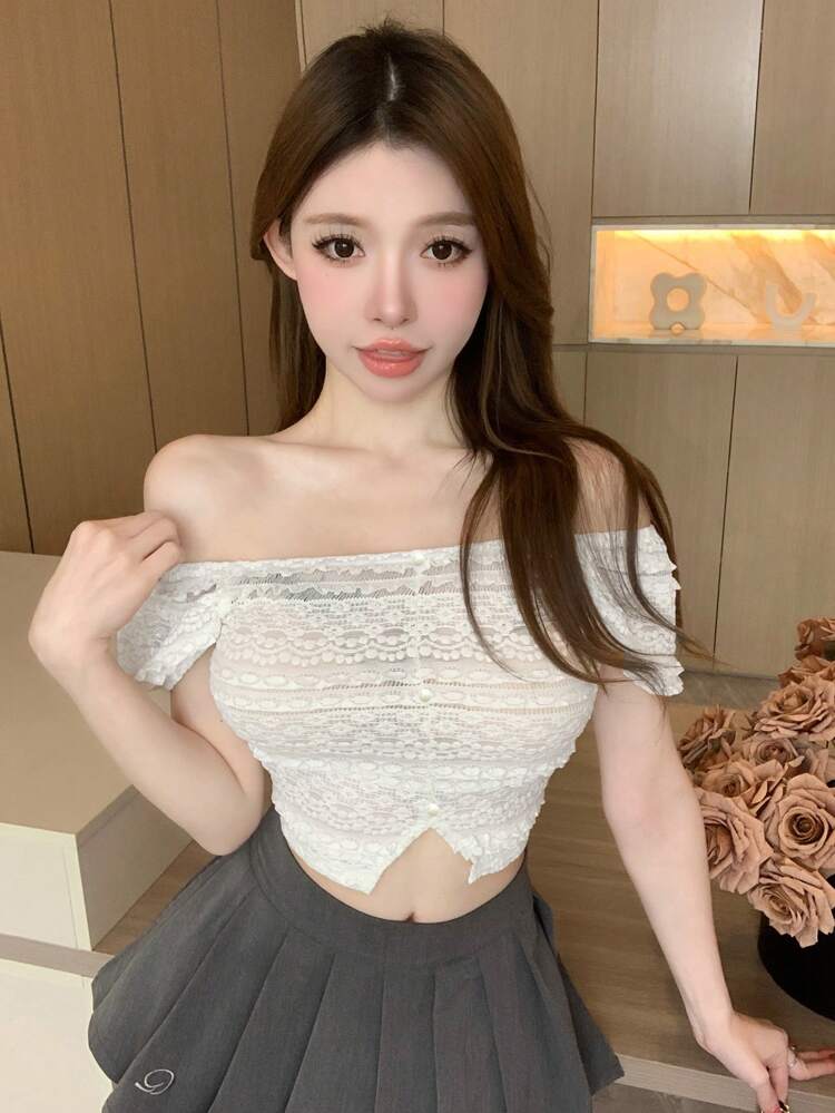 Ladies' Solid Color Lace Off Shoulder Cropped T-Shirt