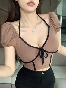 DAZY 帶邊緣和領帶細節的色塊修身t恤 - 棕色 - 查看 1