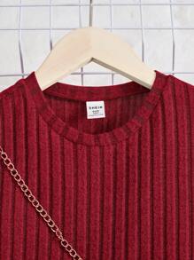 SHEIN Tween Girls' Knitted Solid Color Short Sleeve Dress With Round Neckline And Heart Shaped Crossbody Bag - Burgundy - View 5