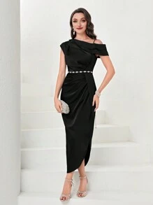 Modelyn Ladies' Solid Color One Shoulder Sleeveless Pleated Dress - Black - View 4