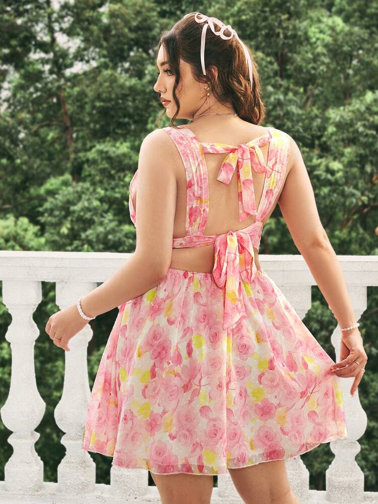 Plus Size Romantic Floral Print V-Neck Vacation Dress