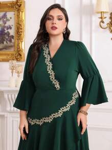 Modelyn Plus Size V-Neck Lace Patchwork Ruffle Dress,Elegant Evening Party Dress Long Evening Dresses - Dark Green - View 3