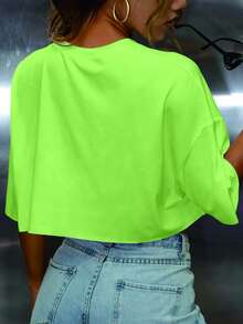 SHEIN EZwear 蝴蝶和字母印花短袖短款 T 恤图案 T 恤女式上衣 - 青檸色 - 查看 2