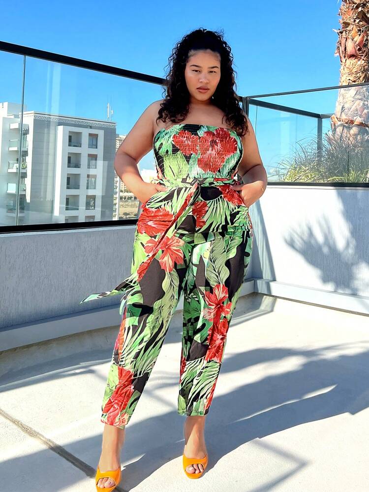 Plus Size Floral Print Strapless Jumpsuit For A Sexy Beach Vacation Look