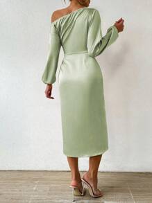 Chiquease Của phụ nữ Bất đối xứng Đường viền cổ áo Xếp li Mặt trước Viền mép Đầm Midi - màu xanh lá - Xem 2