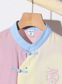 SHEIN Set da due pezzi con camicia a collo alto e pantaloncini stile Hanfu, in colore a blocchi, casual, per ragazzi pre-adolescenti