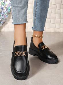 Giày lười nữ bằng da PU màu trơn, trang trí dây xích kim loại, kiểu dáng thanh lịch và thời trang, phù hợp cho việc đi lại hàng ngày, thoải mái và chống trơn trượt. - màu đen - Xem 4