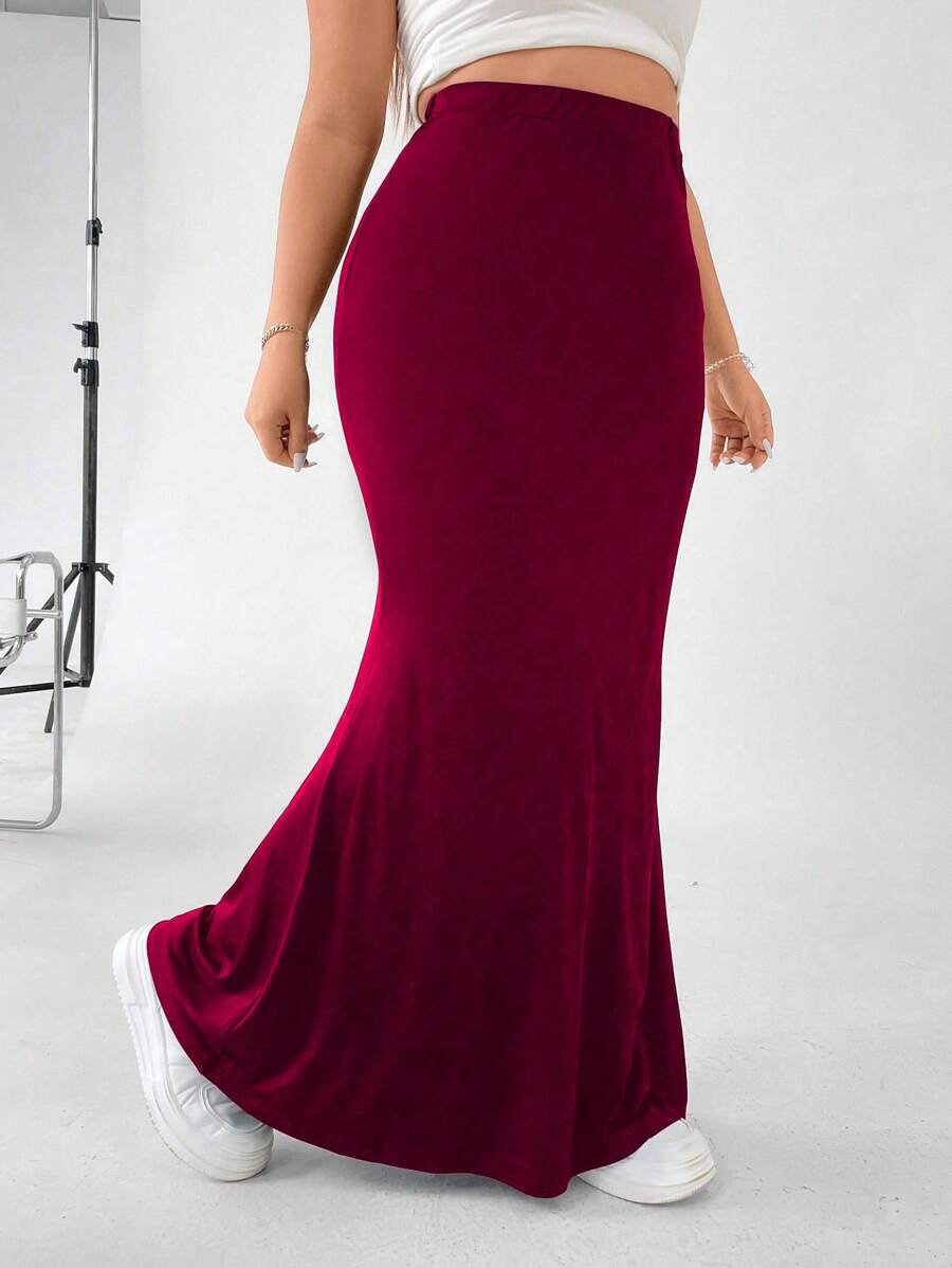SHEIN Coolane Plus Size Solid Color Stretchy High Waist Mermaid Hem Skirt - Burgundy - View 1