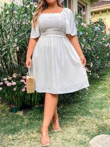 SHEIN SunnyBelle 大尺碼蕾絲拼接方領後拉鍊擴腳裙 - 白色 - 查看 6