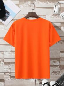 Manfinity Dauomo Men Solid Round Neck Tee