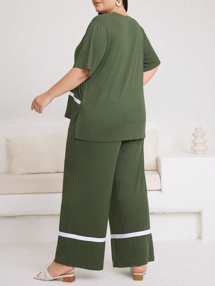 Plus Size Contrast Trim V-Neck Top And Wide Leg Pants Two Pieces Set