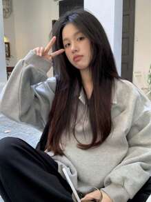 女士宽松版型保暖内衬纯色落肩翻领运动衫 - 淺灰色 - 查看 5