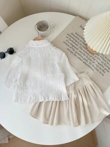 SHEIN Tween Girl Woven Solid Color Pleated Short Casual Shirt