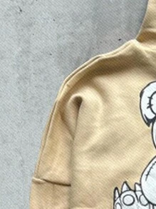 Manfinity EMRG 男士卡通印花連帽衫和運動長褲套裝 - 彩色 - 查看 6