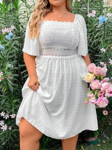 SHEIN SunnyBelle 大尺碼蕾絲拼接方領後拉鍊擴腳裙 - 白色 - 查看 4