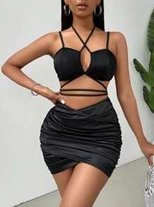 Zolique Cross Lace-Up Ruffle Dress - Black - View 4