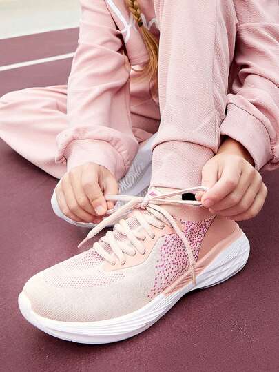 Fashionable And Cool Slip-on Girls' Running Shoes That Are Light, Comfortable