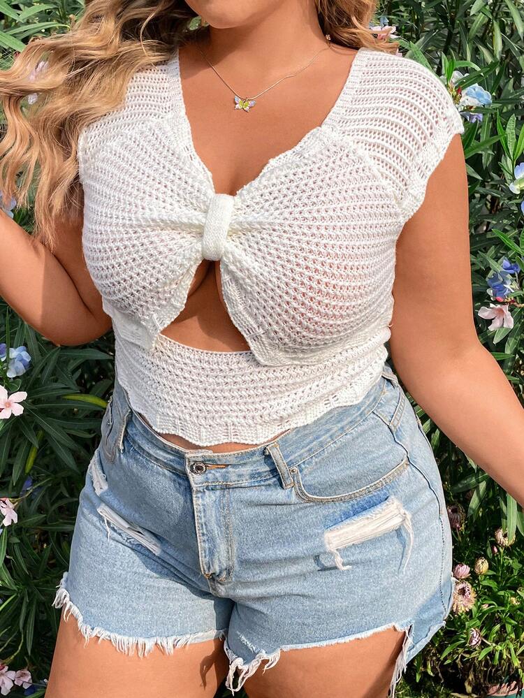 Plus Size Solid Color Hollow Out Slim Fit Inserted Sleeve Knit Top