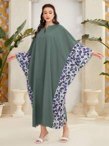 Al Najma Floral Print Spliced Sleeve Cuff Split Neck Kaftan - Green - View 4