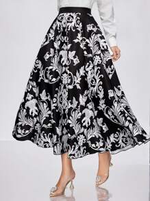 Modelyn High-Waisted Elastic Allover Print Pleated Skirt - Multicolor - View 3