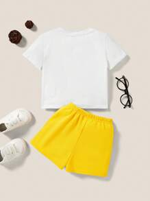 SHEIN Baby Boy Casual Moon And Pattern Short Sleeve T-Shirt With Elastic Waist Shorts Set