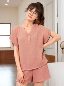 SHEIN 少女短袖襯衫，帶摺邊袖口和V領，配短褲家居休閒套裝 - 粉色 - 查看 3