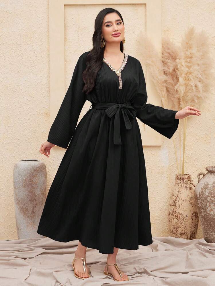 Dress With Rhinestone Decorations On The Flared Sleeves