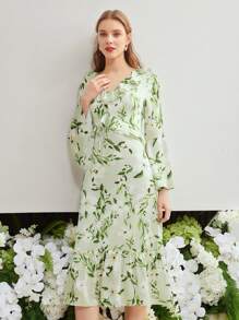 MOTF PREMIUM ALLOVER FLORAL PRINT BELL SLEEVE RUFFLE TRIM DRESS - Multicolor - View 6