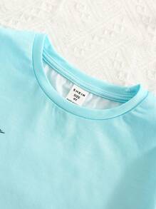 SHEIN 2入組休閒舒適簡約實用的年輕男孩服裝,漸變聚酯t恤與植物圖案及拼接短褲,透氣柔軟,適用於春夏假期與休閒時光 - 彩色 - 查看 6