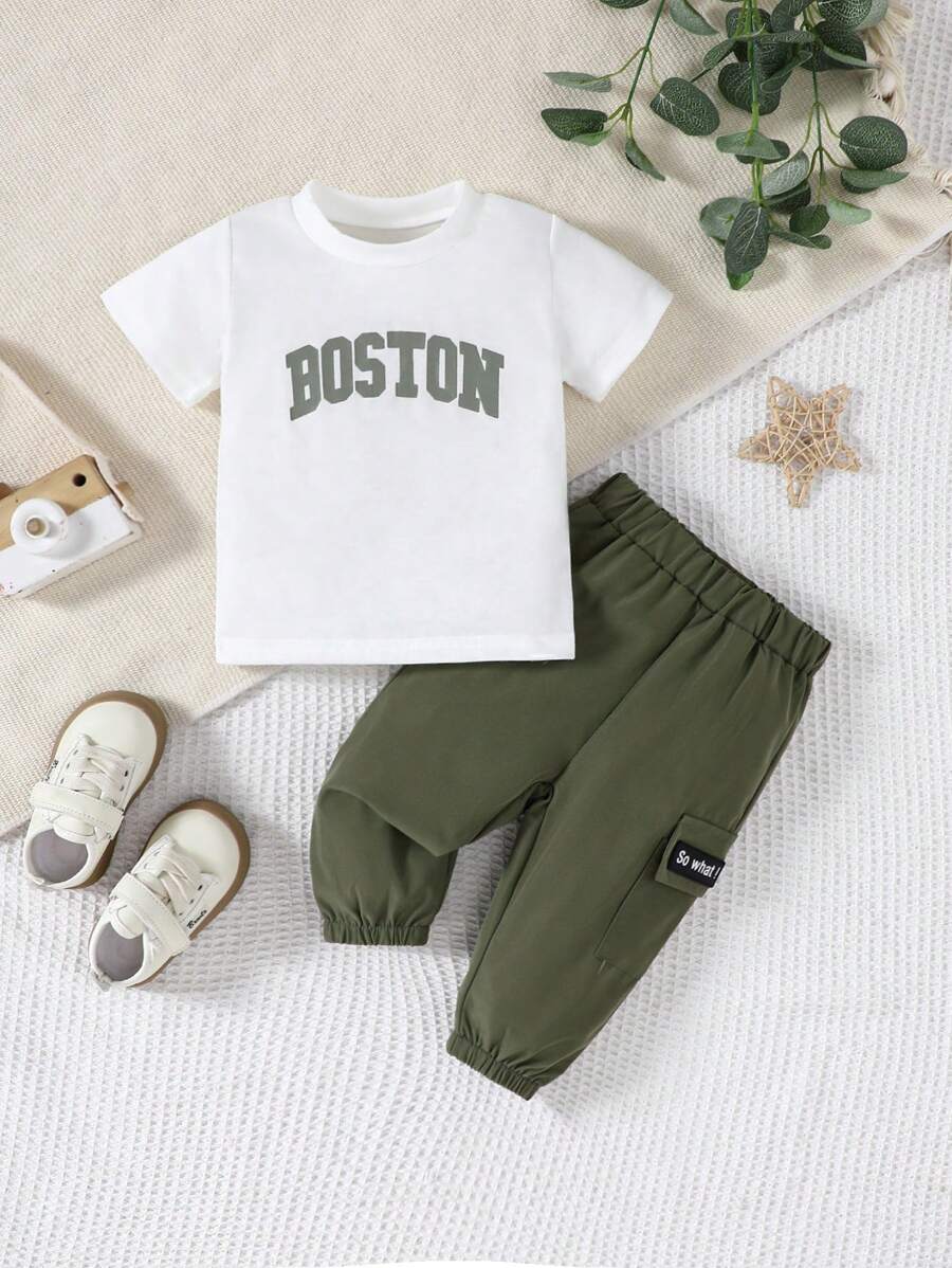 SHEIN Playful Pals 嬰兒男寶寶字母印花短袖t恤和褲子套裝