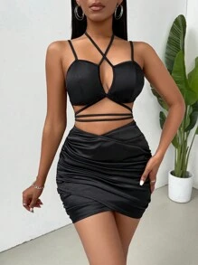 Zolique Cross Lace-Up Ruffle Dress - Black - View 5