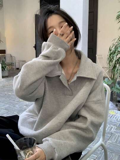 女士宽松版型保暖内衬纯色落肩翻领运动衫