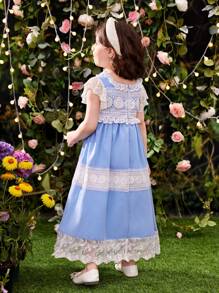SHEIN Young Girl Sweet And Cute Lace Trim Decorated Patchwork Ruffle Dress For Summer - Blue and White - View 2