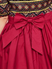 SHEIN 年轻女孩节日时尚印花拼布彼得潘领泡泡袖中长连衣裙 - 紅色 - 查看 4