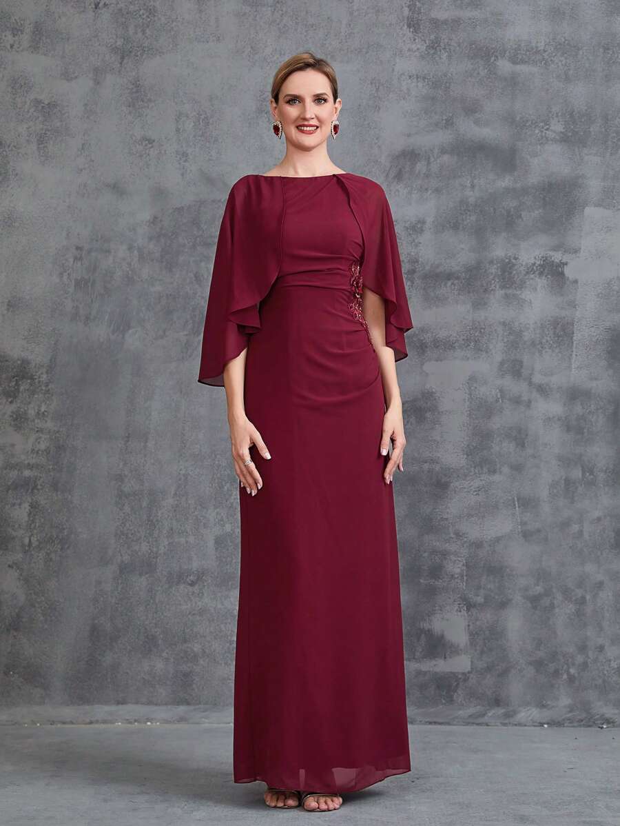 Abito Da Festa Donna Con Cappa, Applicazioni Floreali In Chiffon