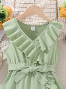 SHEIN Vestido Sin Mangas De Color Sólido Para Niñas Preadolescentes Con Adornos De Volantes Y Cinta Decorativa