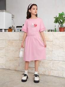 SHEIN Tween Girls' Loose Casual Cartoon Pattern Dress With Asymmetrical Hem, Flounce Neckline, And Gathered Waist