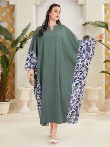 Al Najma Floral Print Spliced Sleeve Cuff Split Neck Kaftan - Green - View 5