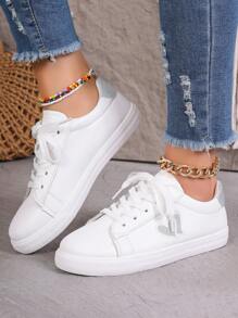 秋冬女款最新经典拼色白色休闲平底运动鞋，适合情人节闪亮心形装饰，时尚年轻人的首选，交叉绑带舒适按摩鞋底，黑色高跟跑步鞋，透气小白鞋，可爱欧日小白鞋 - 白色 - 查看 6