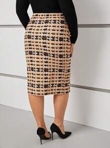 SHEIN Clasi Plus Size Women's Houndstooth Pattern Pencil Skirt